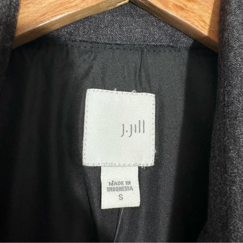 NWT J Jill Charcoal Gray Quilted Puffer‎ Jacket Coat Zip Pockets Small Modern
